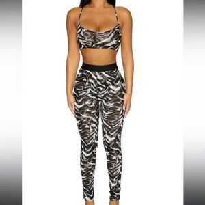 naked wardrobe zebra mesh set